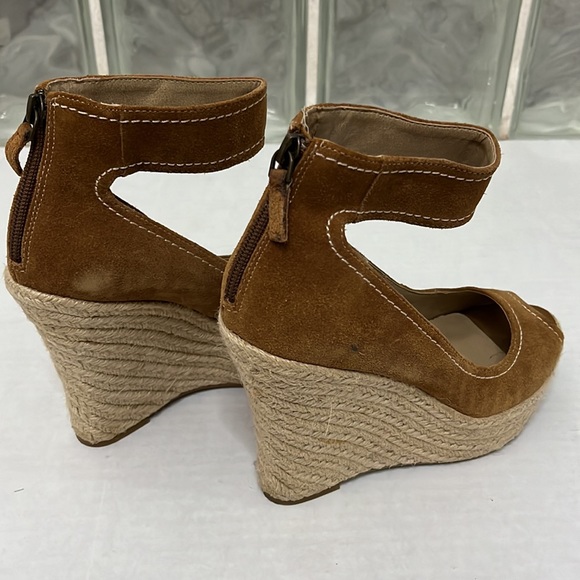 Levity Wedges. Ankle strap. Back zipper. Rope wedge heel. Tan suede. Siz… - Picture 3 of 7
